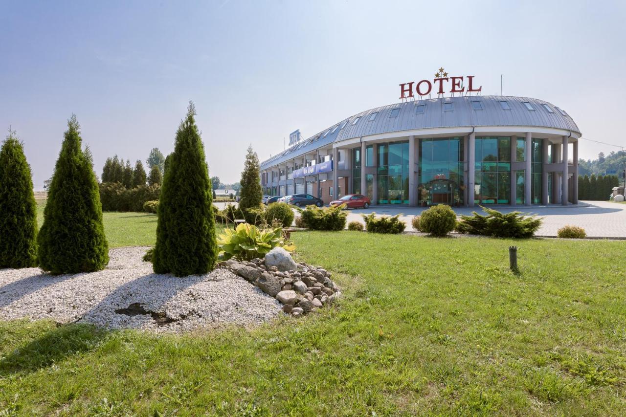 Hotel Sezam Machowa Exterior photo